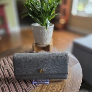 Authentic GUCCI Marmont Gray Leather Wallet